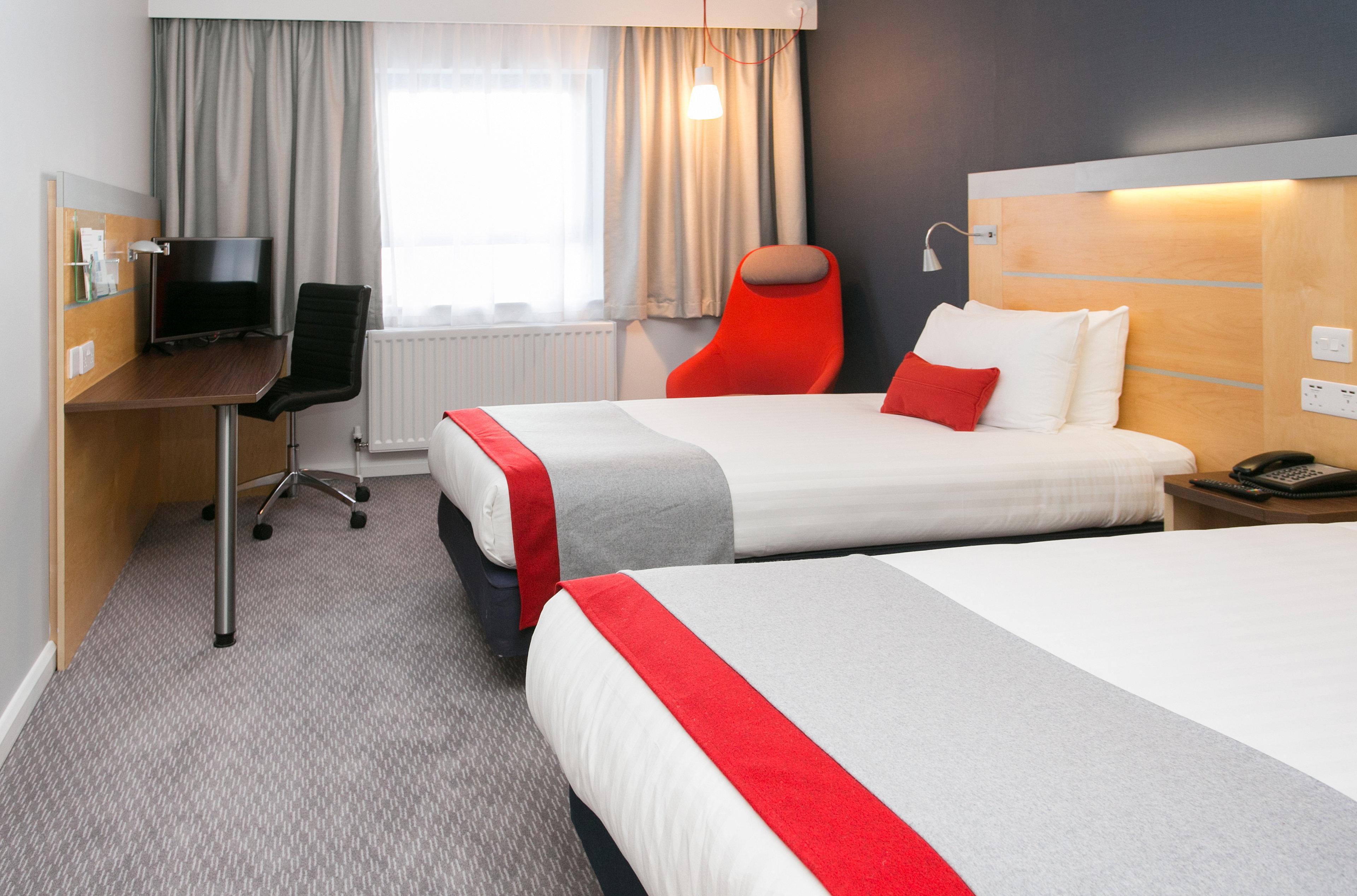 Holiday Inn Express Antrim By Ihg מראה חיצוני תמונה