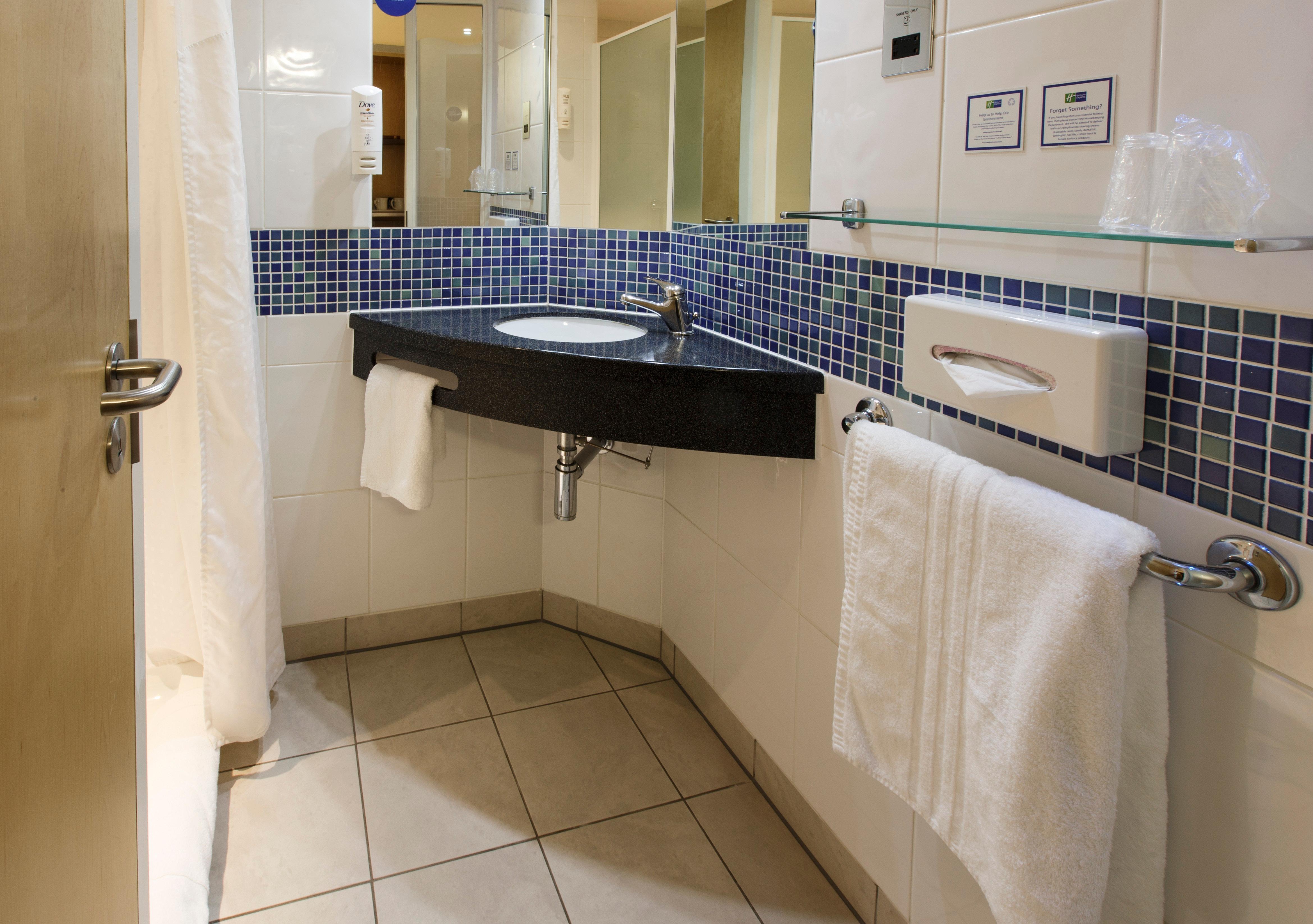 Holiday Inn Express Antrim By Ihg מראה חיצוני תמונה