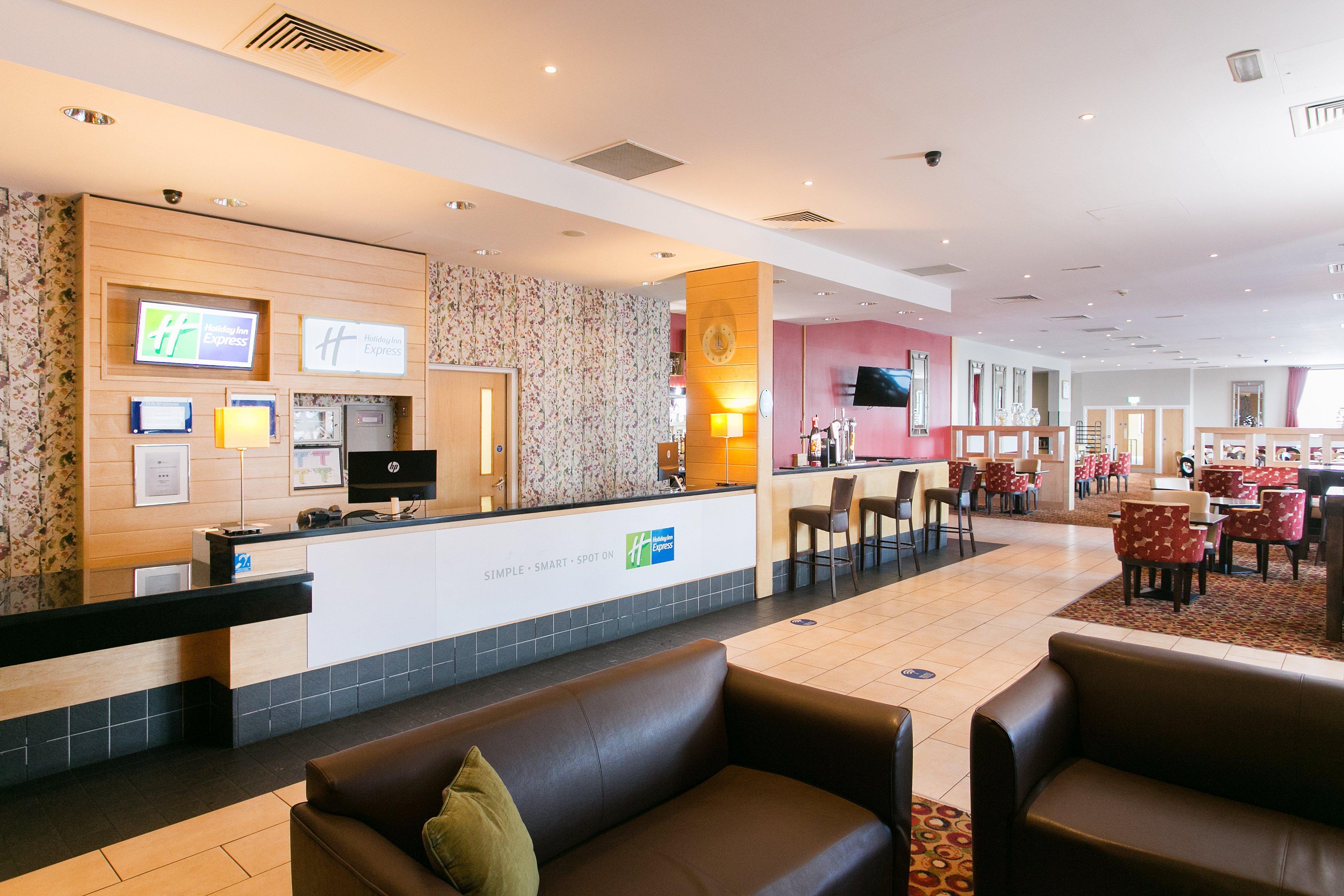 Holiday Inn Express Antrim By Ihg מראה חיצוני תמונה