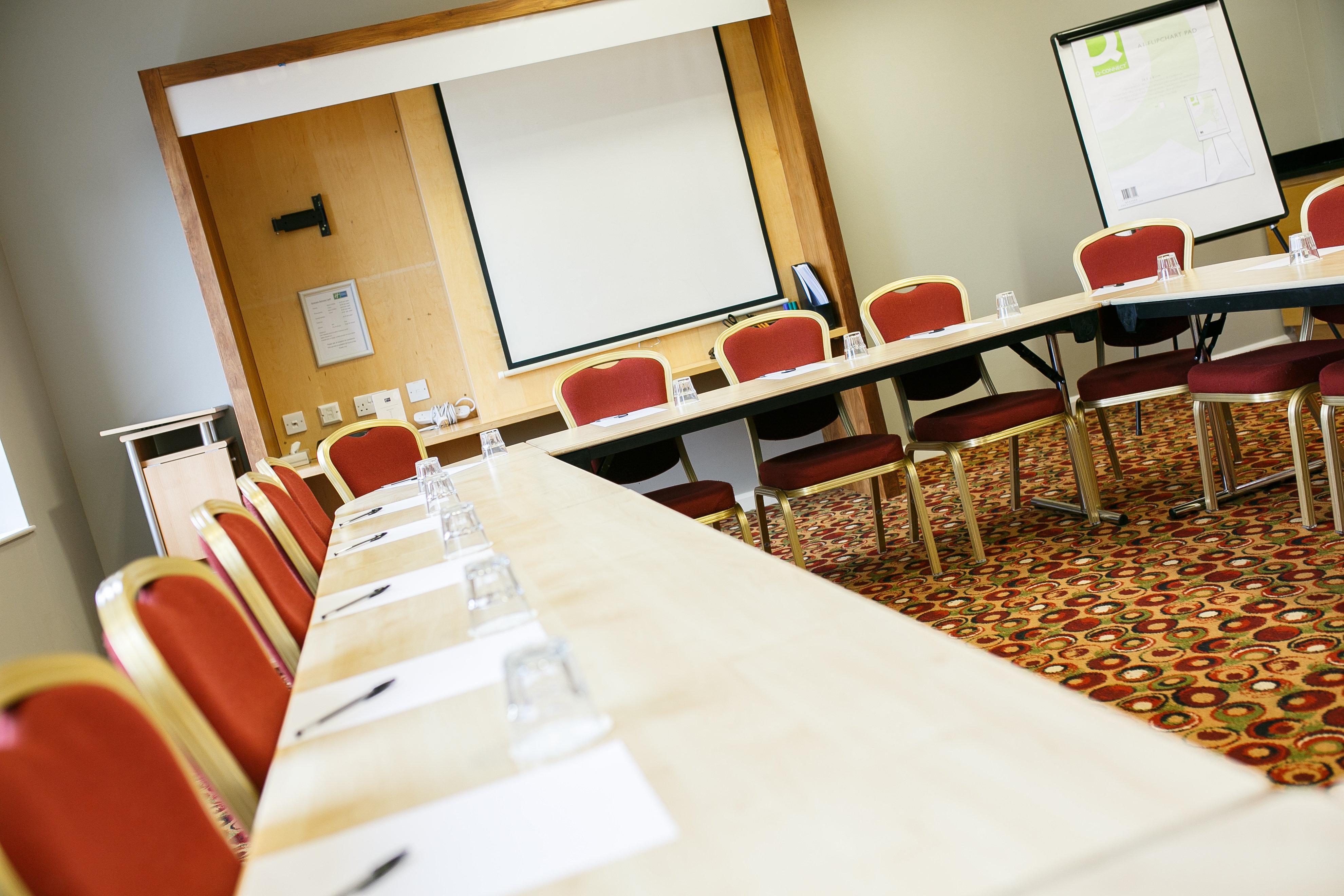 Holiday Inn Express Antrim By Ihg מראה חיצוני תמונה