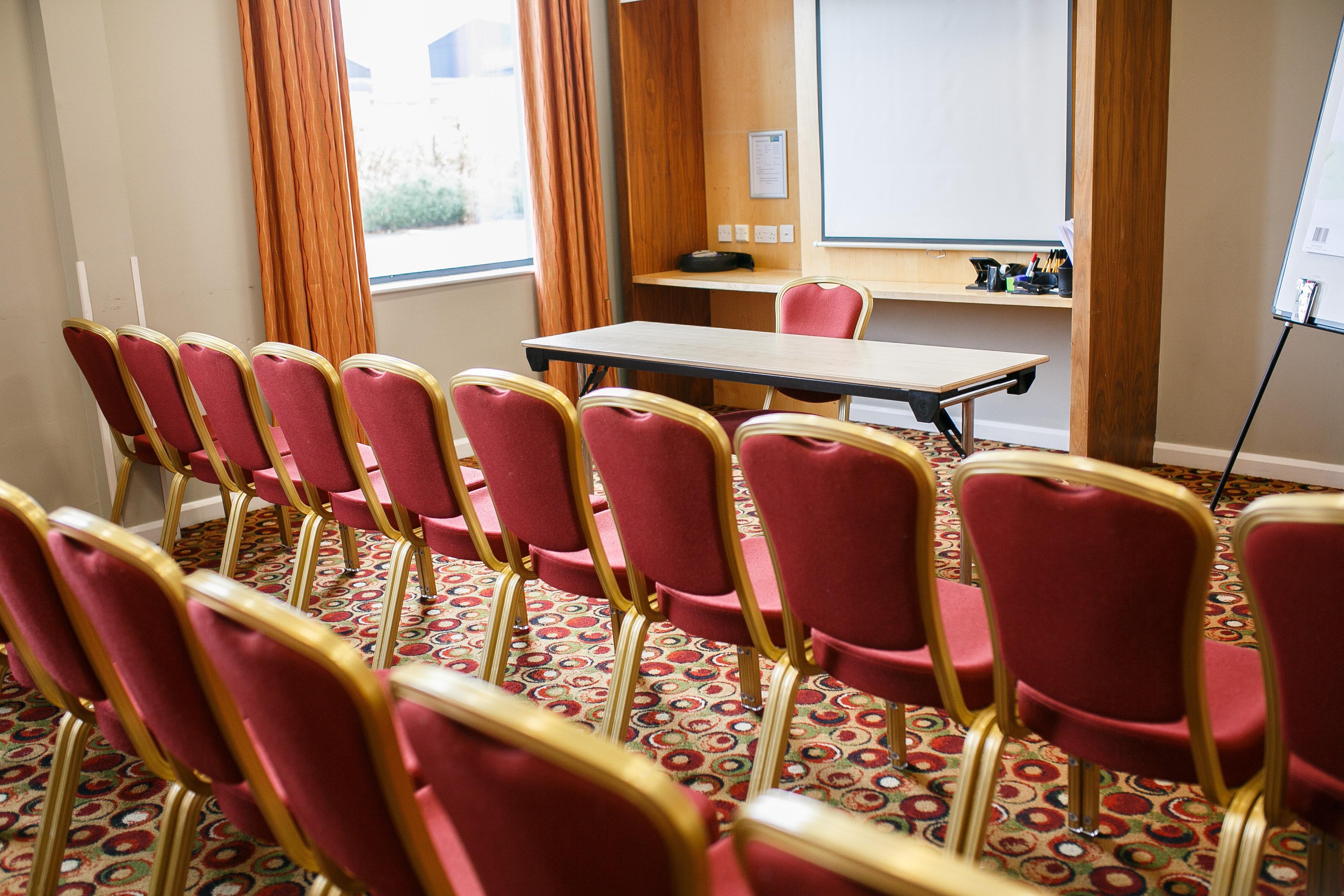 Holiday Inn Express Antrim By Ihg מראה חיצוני תמונה