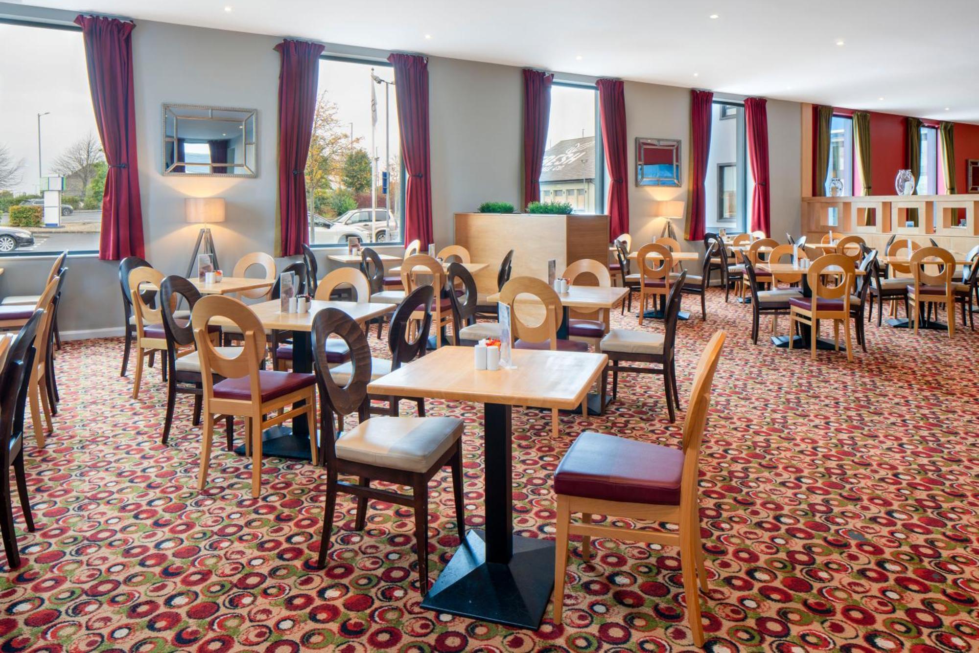 Holiday Inn Express Antrim By Ihg מראה חיצוני תמונה