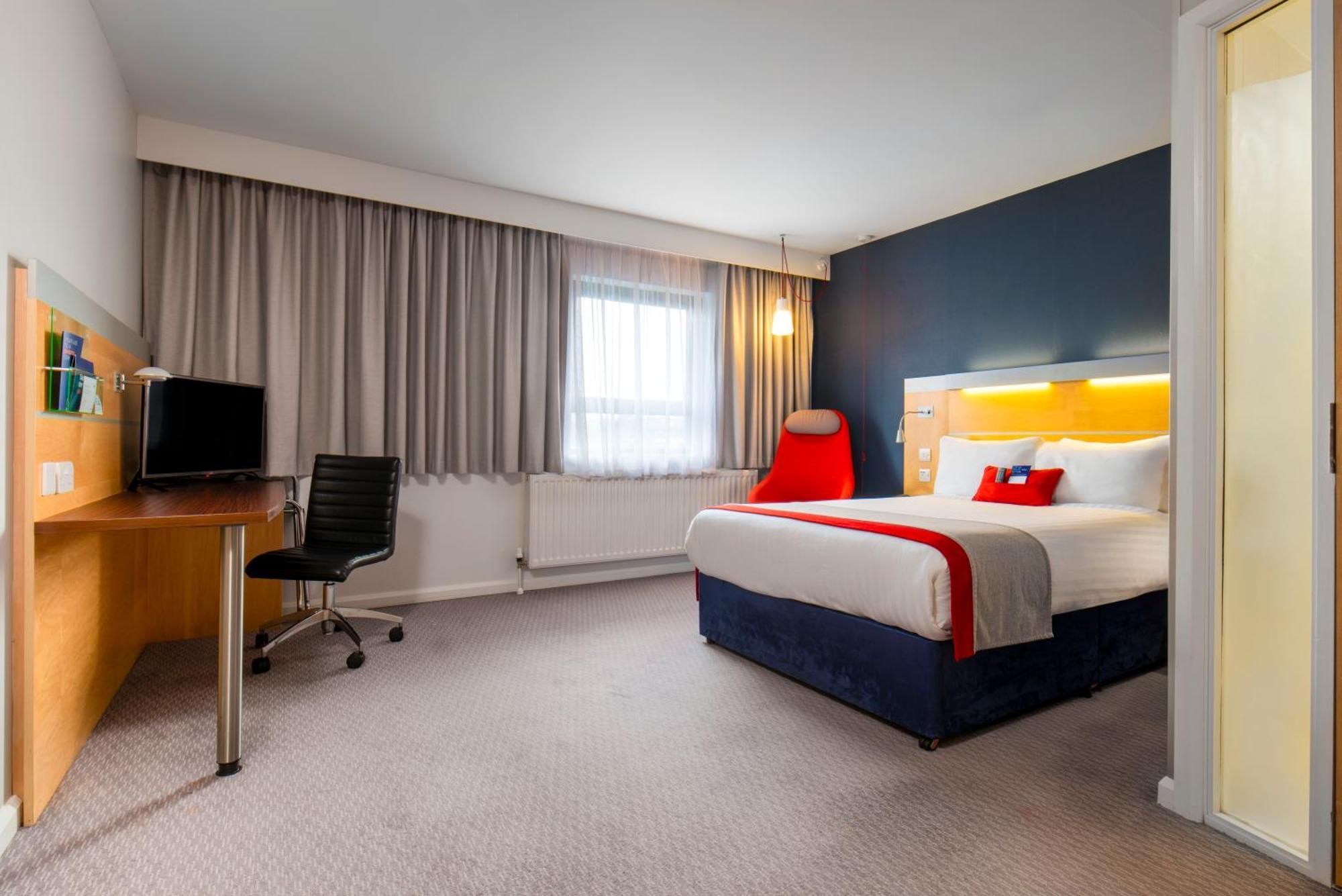 Holiday Inn Express Antrim By Ihg מראה חיצוני תמונה
